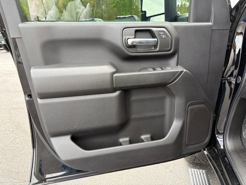 2025 Chevrolet Silverado 2500HD Custom