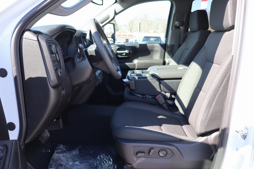 2026 Chevrolet Silverado 2500HD Custom