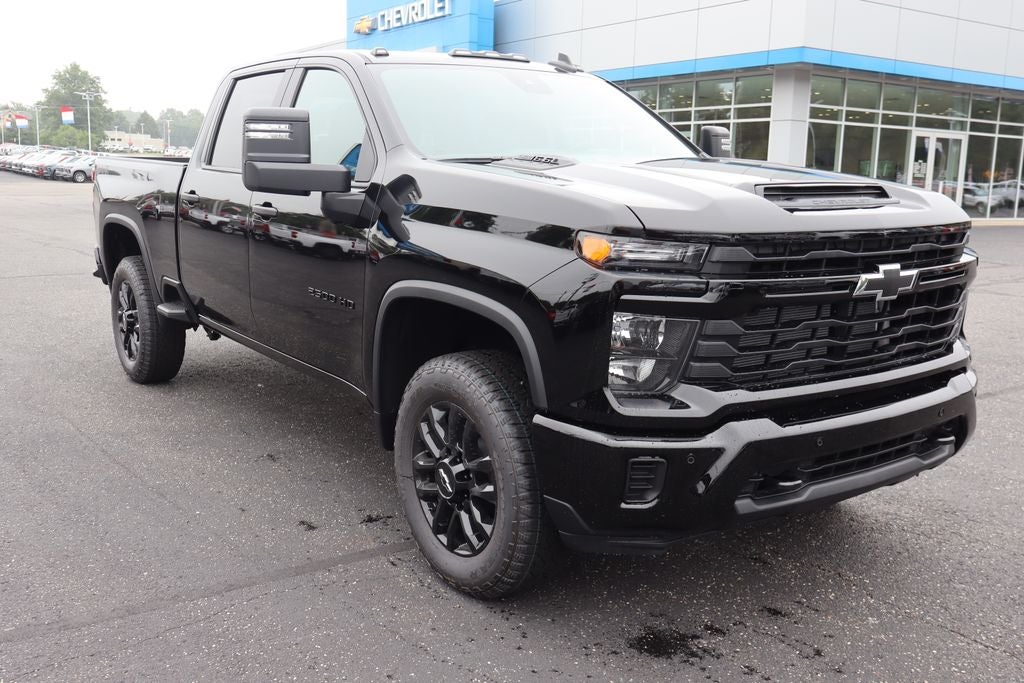 2026 Chevrolet Silverado 2500HD Custom