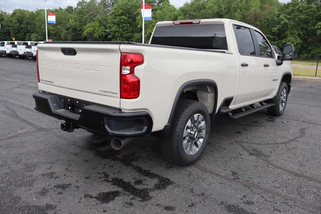 2026 Chevrolet Silverado 2500HD Custom