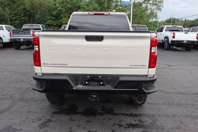 2026 Chevrolet Silverado 2500HD Custom