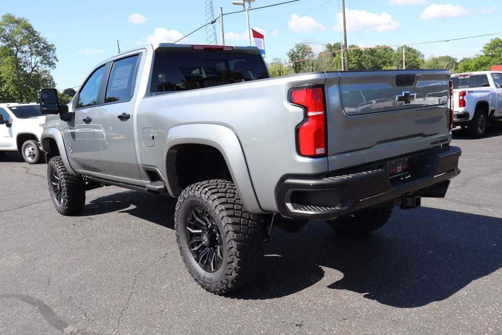 2026 Chevrolet Silverado 2500HD LT Black Widow Edition