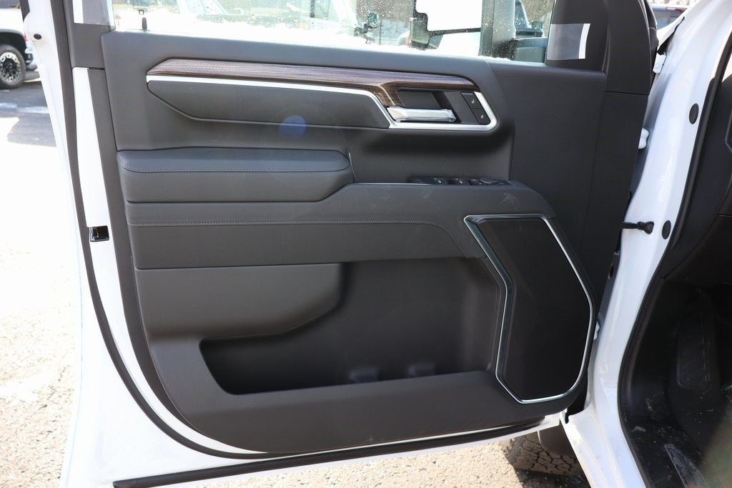 2026 Chevrolet Silverado 3500HD LT