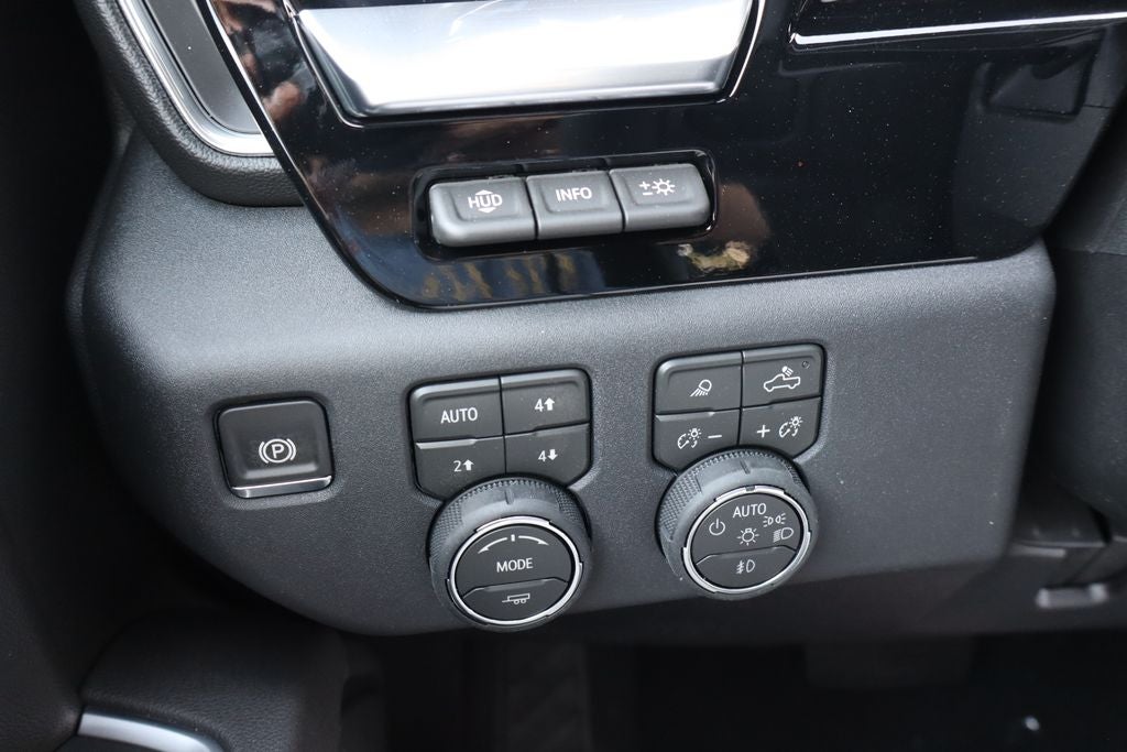 2026 Chevrolet Silverado 3500HD LTZ