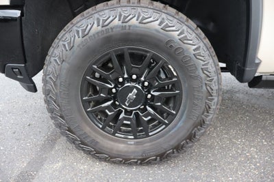 2026 Chevrolet Silverado 2500HD ZR2