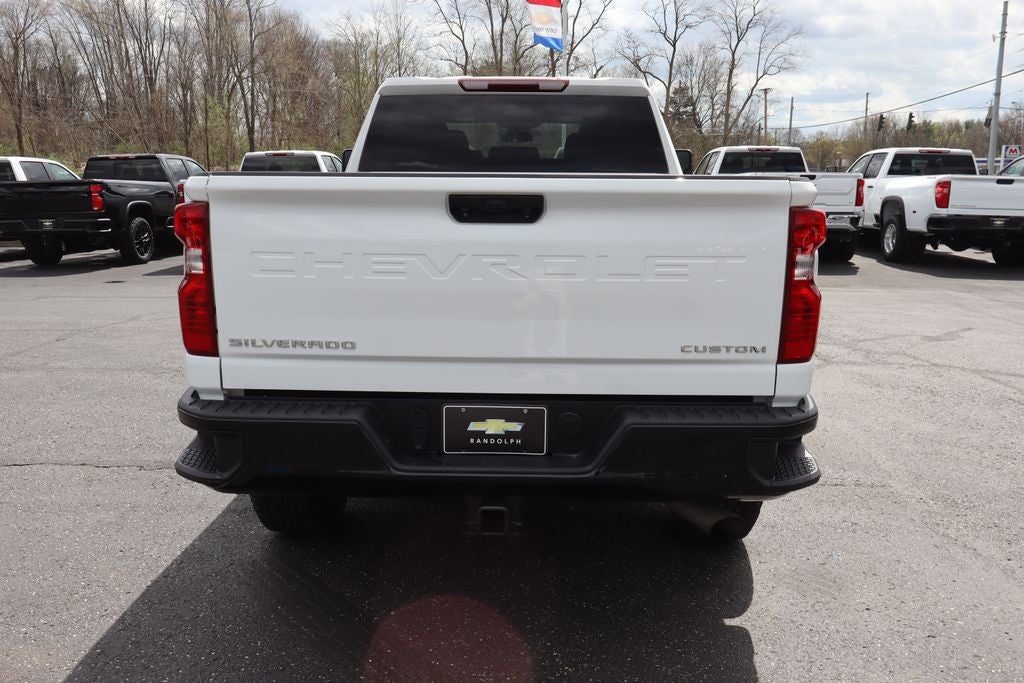 2024 Chevrolet Silverado 2500HD Custom
