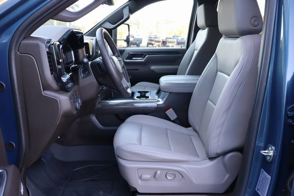 2024 Chevrolet Silverado 2500HD LTZ