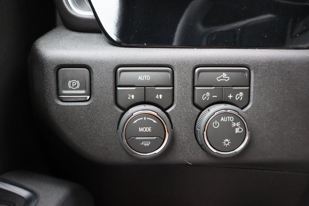 2026 Chevrolet Silverado 1500 LT LT1