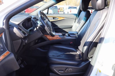 2020 Lincoln Nautilus Reserve