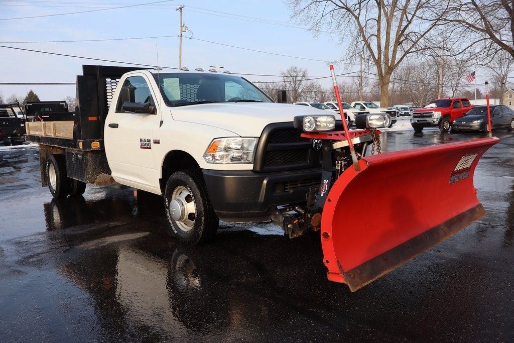 2018 RAM 3500 Tradesman 167.5 WB w/ Flatbed & Snow Plow