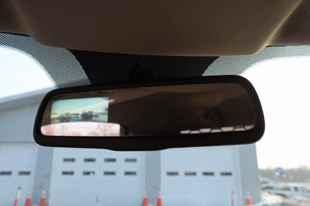 2018 RAM 3500 Tradesman 167.5 WB w/ Flatbed & Snow Plow