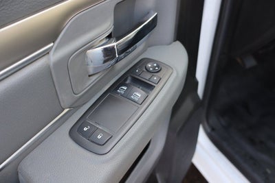 2018 RAM 3500 Tradesman 167.5 WB w/ Flatbed & Snow Plow