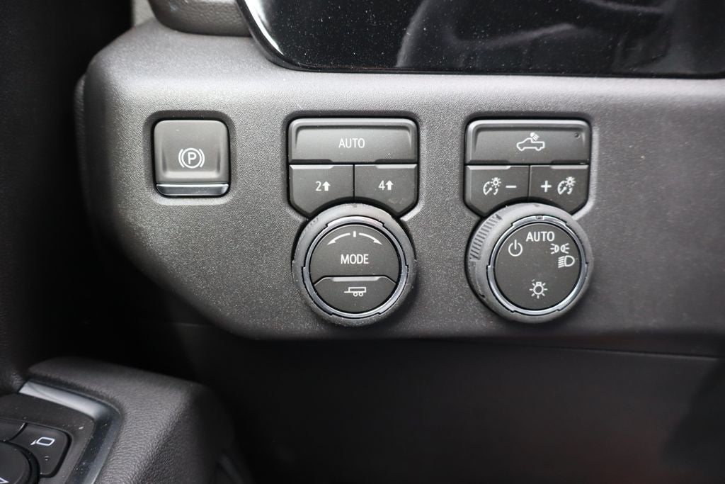 2026 Chevrolet Silverado 1500 LT LT1