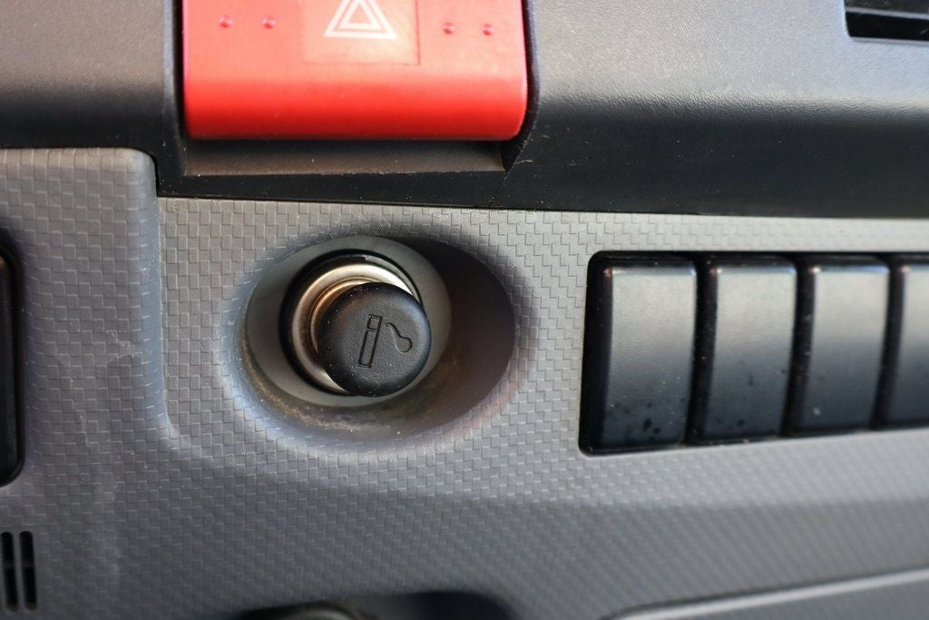 2017 Chevrolet 4500 LCF Base w/ Box Van