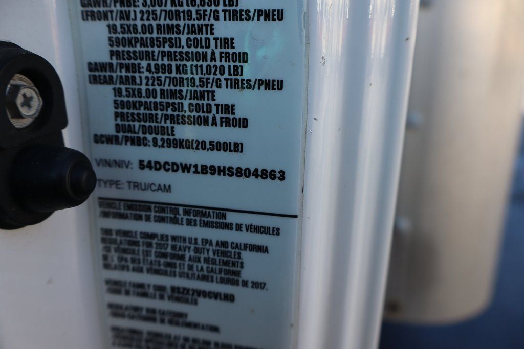 2017 Chevrolet 4500 LCF Base w/ Box Van