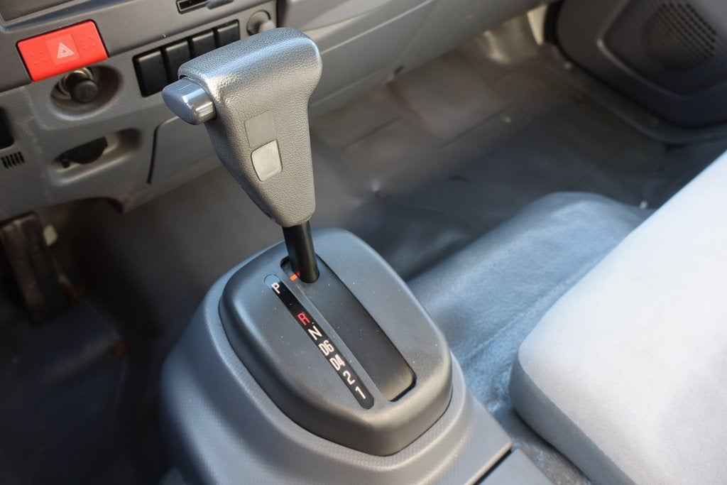 2017 Chevrolet 4500 LCF Base w/ Box Van