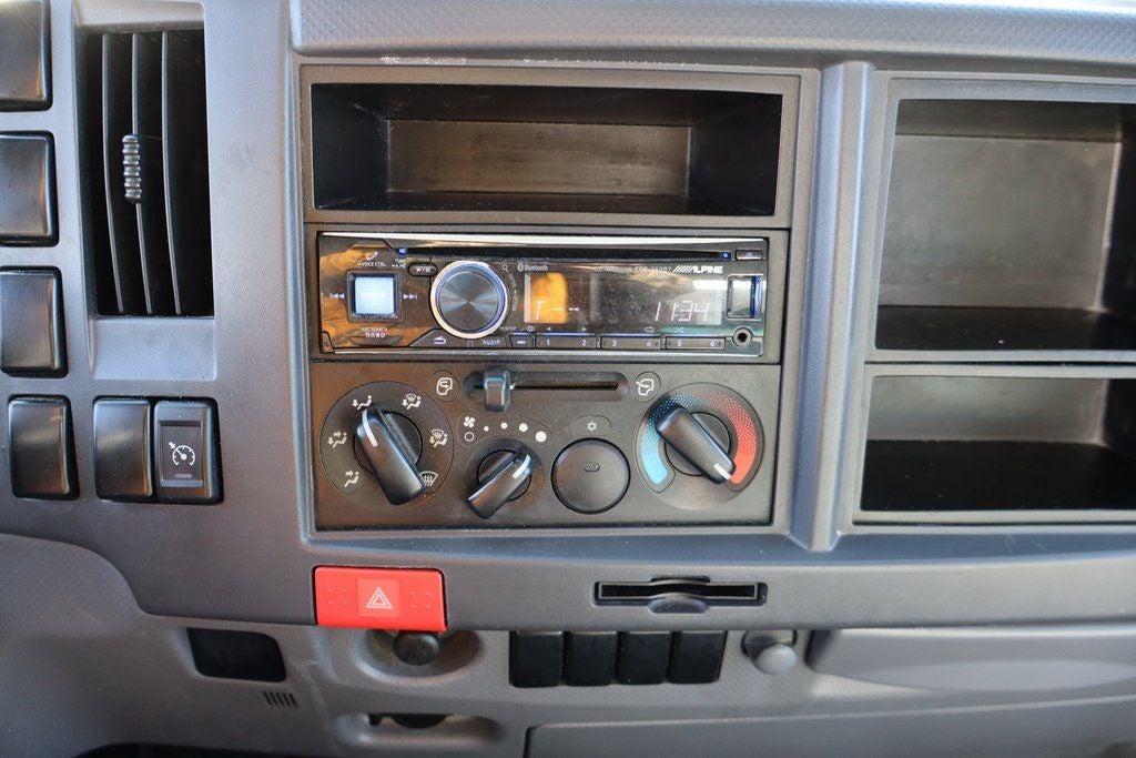 2017 Chevrolet 4500 LCF Base w/ Box Van