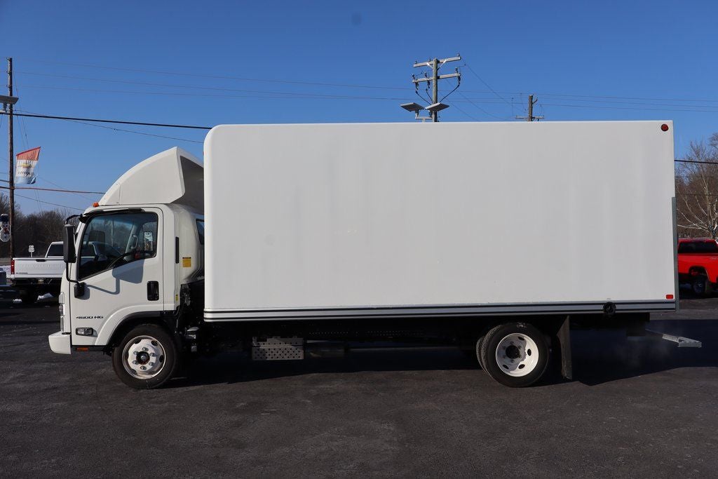 2025 Chevrolet 4500 HG LCF Gas w/ 18' Unicell Box Van