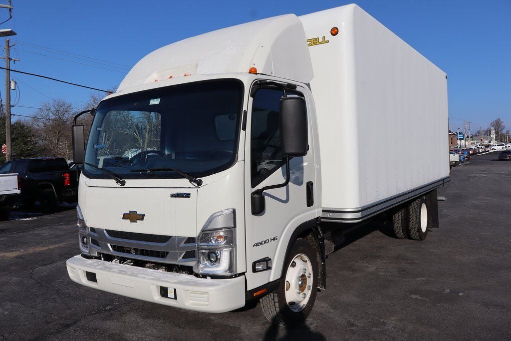 2025 Chevrolet 4500 HG LCF Gas w/ 18' Unicell Box Van
