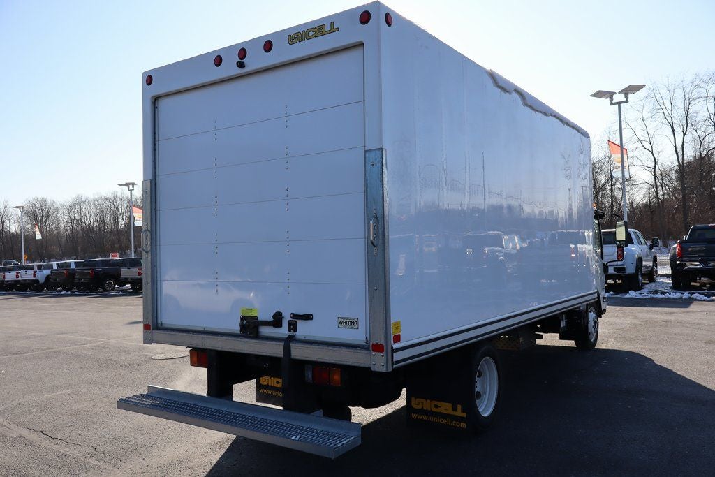 2025 Chevrolet 4500 HG LCF Gas w/ 18' Unicell Box Van