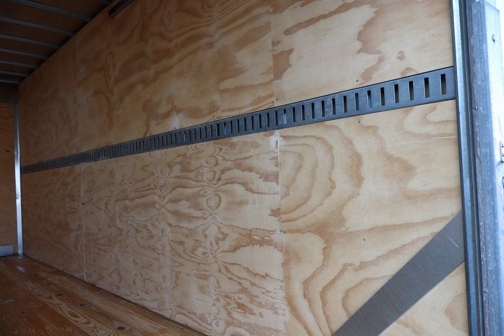 2025 Chevrolet 4500 HG LCF Gas w/ 18' Unicell Box Van