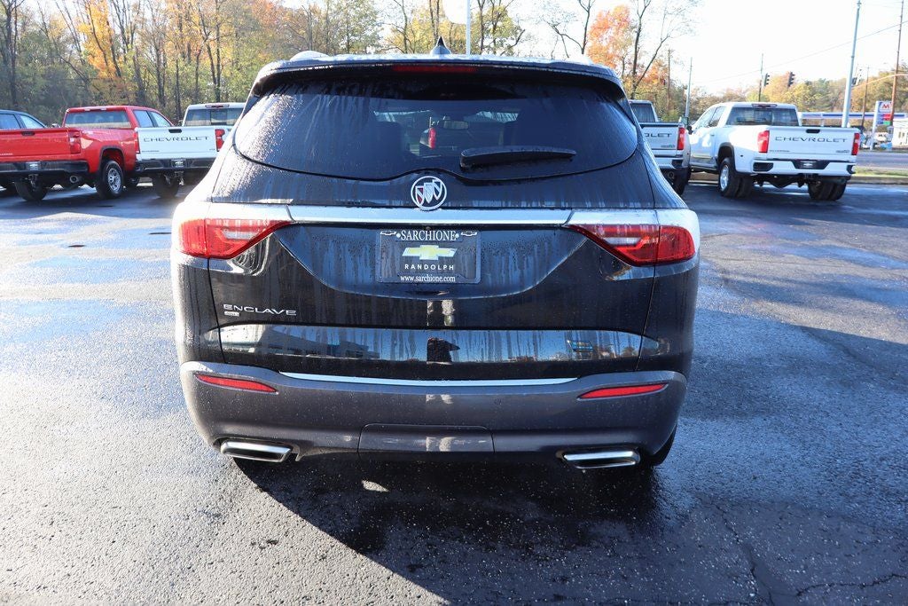 2023 Buick Enclave Essence