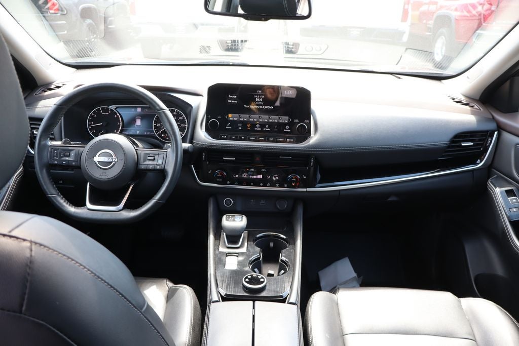 2022 Nissan Rogue SL