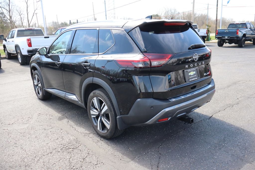 2022 Nissan Rogue SL