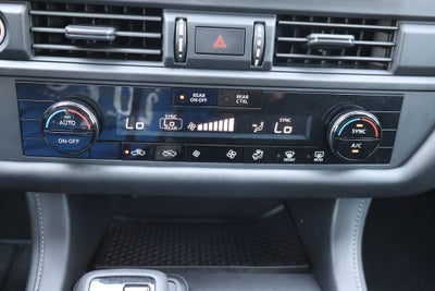 2023 Nissan Pathfinder S