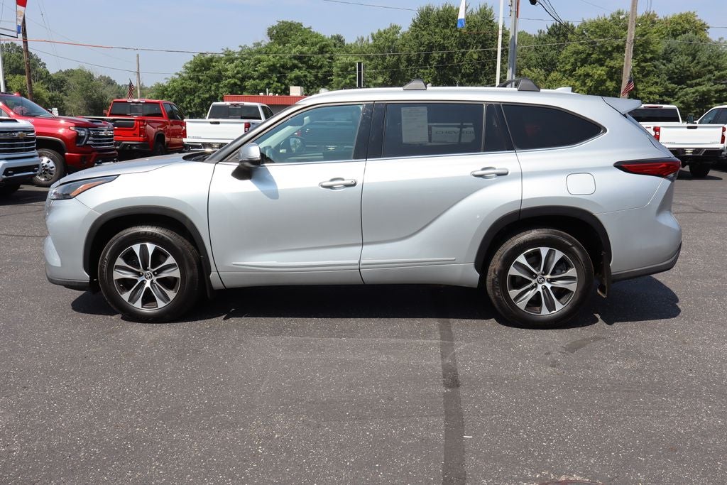 2022 Toyota Highlander XLE