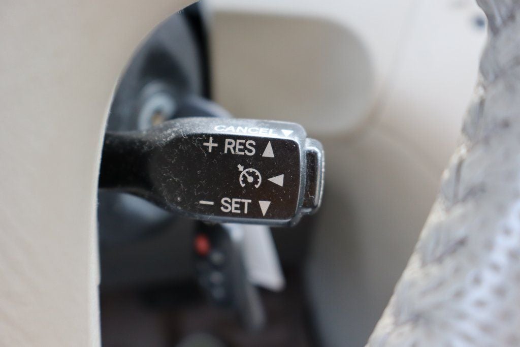 2012 Toyota Sienna XLE 8 Passenger