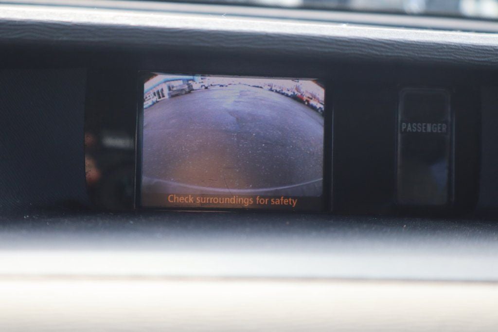 2012 Toyota Sienna XLE 8 Passenger