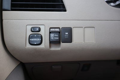 2012 Toyota Sienna XLE 8 Passenger