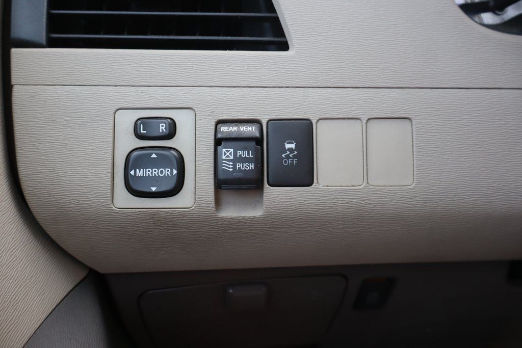 2012 Toyota Sienna XLE 8 Passenger