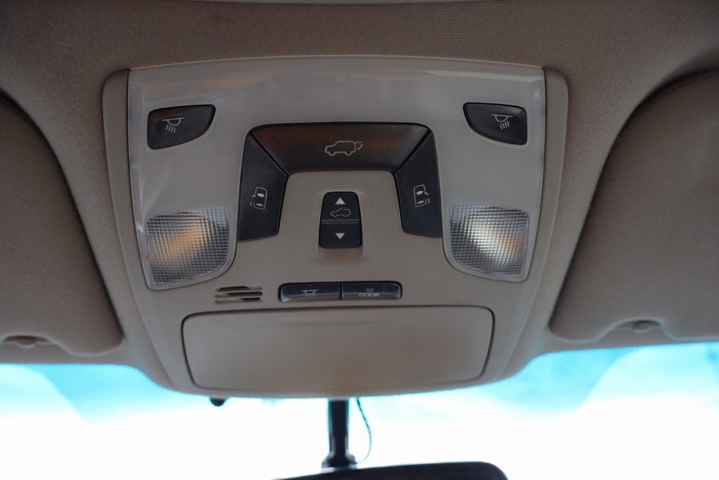 2012 Toyota Sienna XLE 8 Passenger