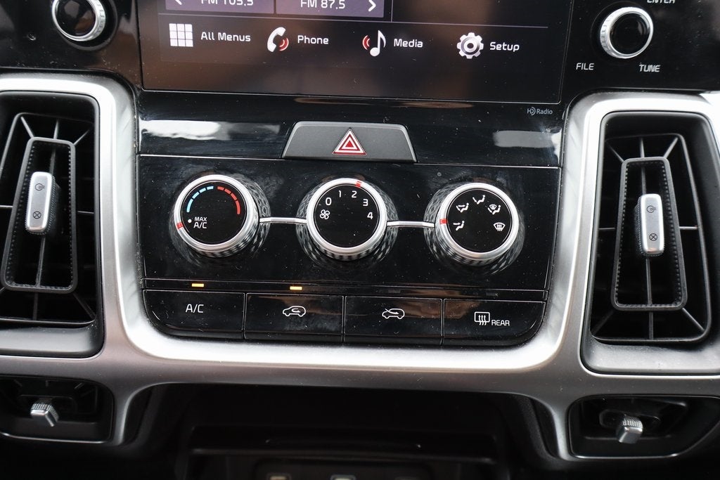 2022 Kia Sorento LX