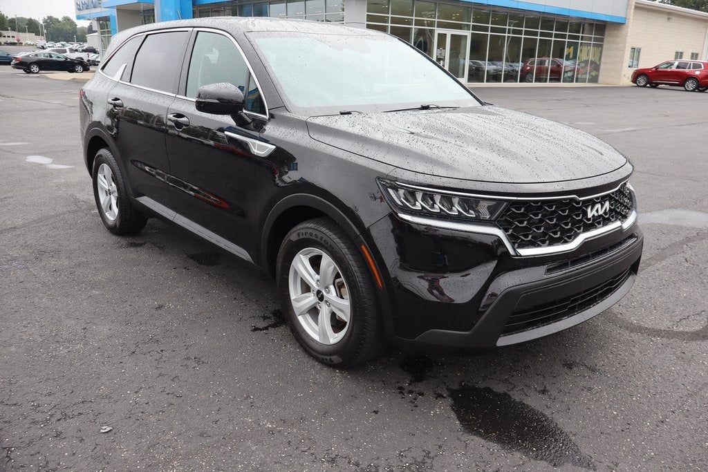 2022 Kia Sorento LX