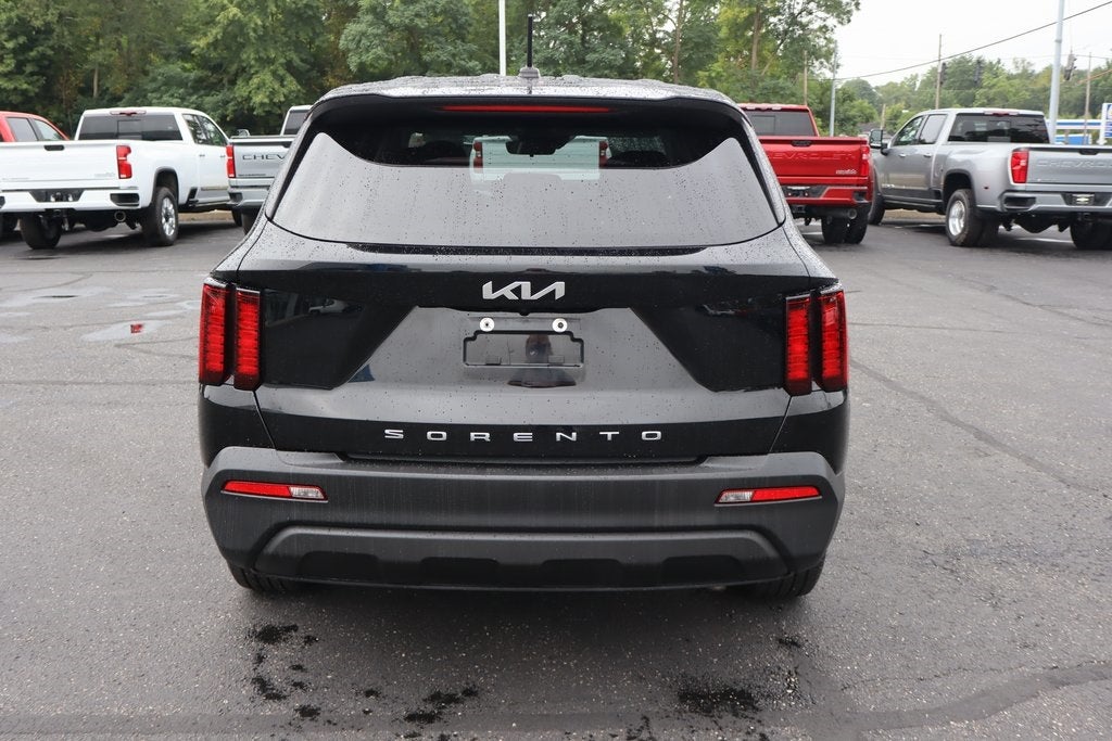2022 Kia Sorento LX
