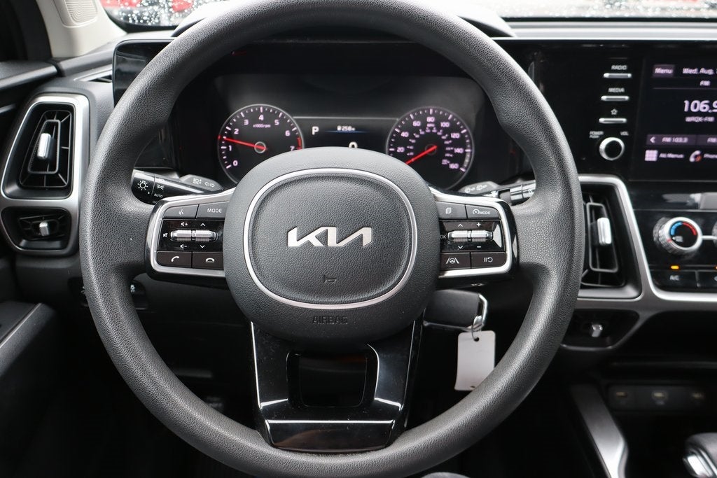2022 Kia Sorento LX