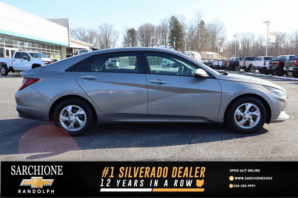 2021 Hyundai Elantra SE