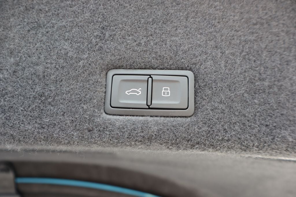 2024 Lamborghini Urus S
