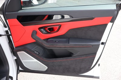 2024 Lamborghini Urus S