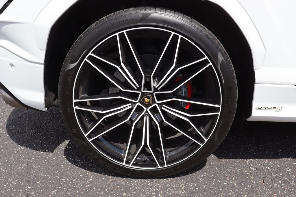2024 Lamborghini Urus S