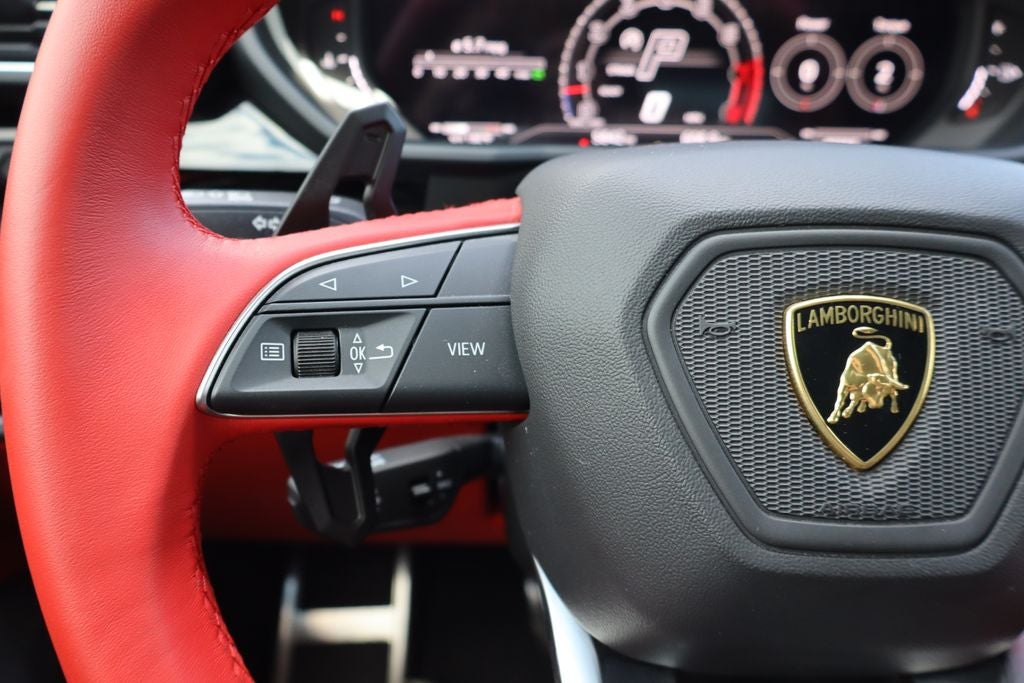 2024 Lamborghini Urus S