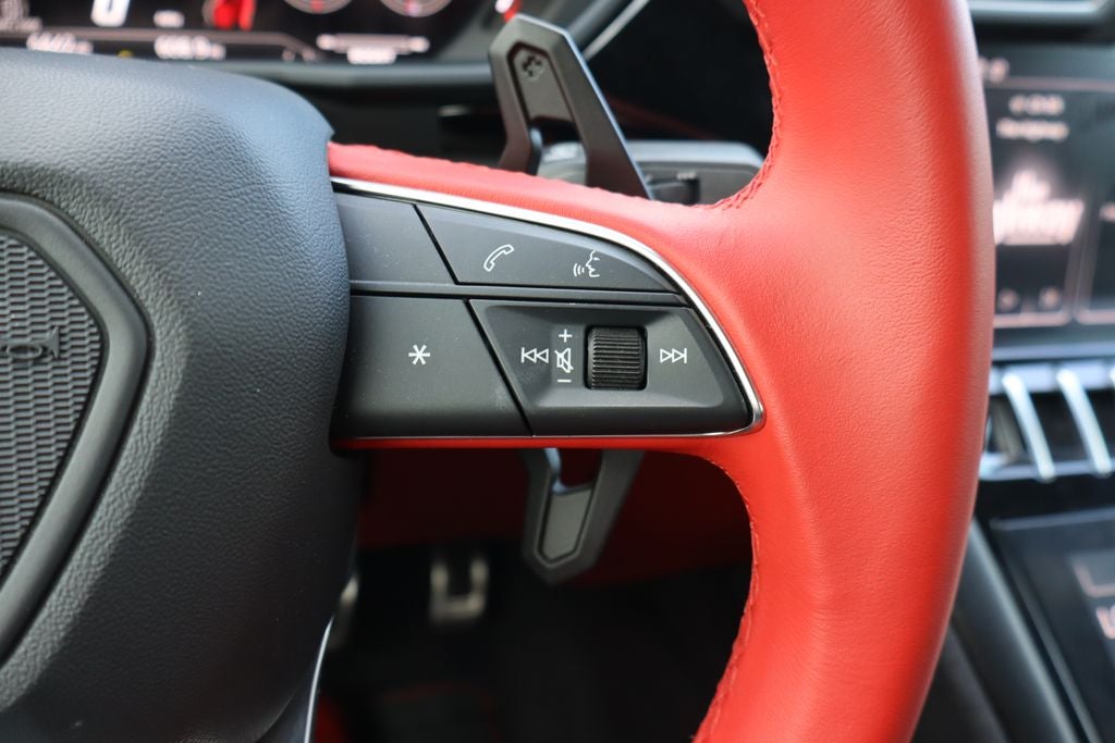 2024 Lamborghini Urus S