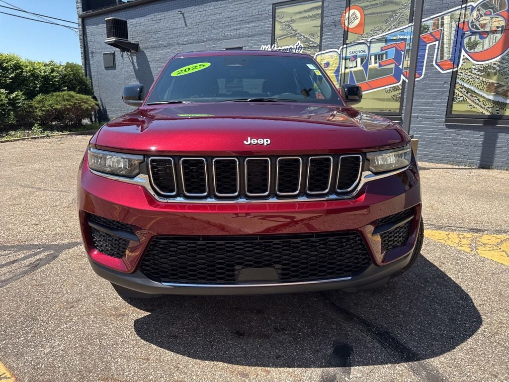 2025 Jeep Grand Cherokee Laredo X
