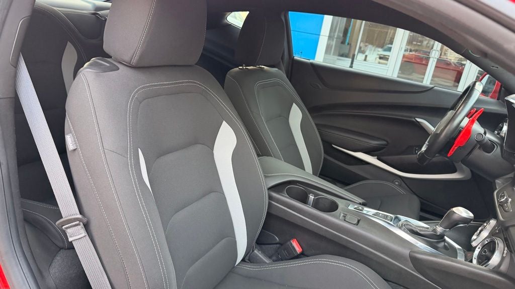 2021 Chevrolet Camaro LT1