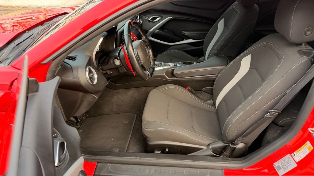 2021 Chevrolet Camaro LT1