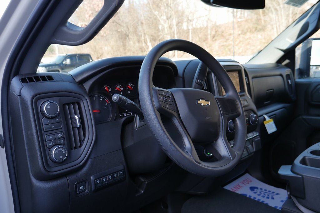 2026 Chevrolet Silverado 2500HD Custom