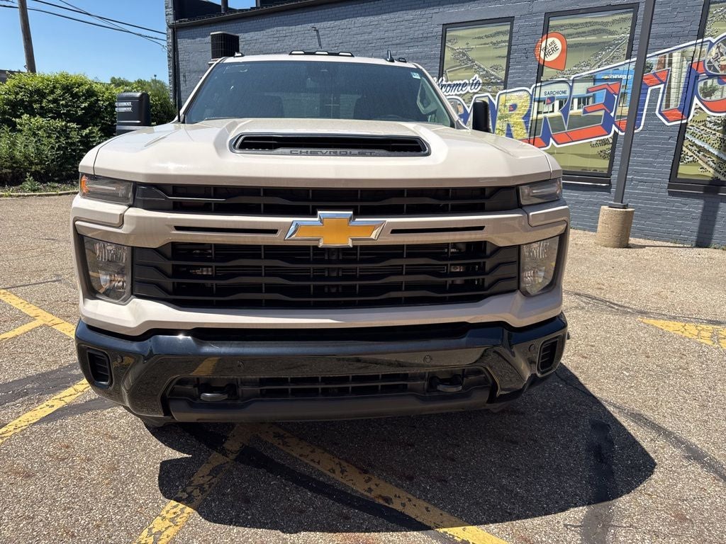 2026 Chevrolet Silverado 2500HD Custom